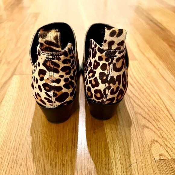 EUC Women's Dolce Vita Sonni Western Calf Hair Leopard Cheetah Bootie Size 6 M - Picture 5 of 8